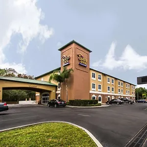 Sleep & International Airport Hotel